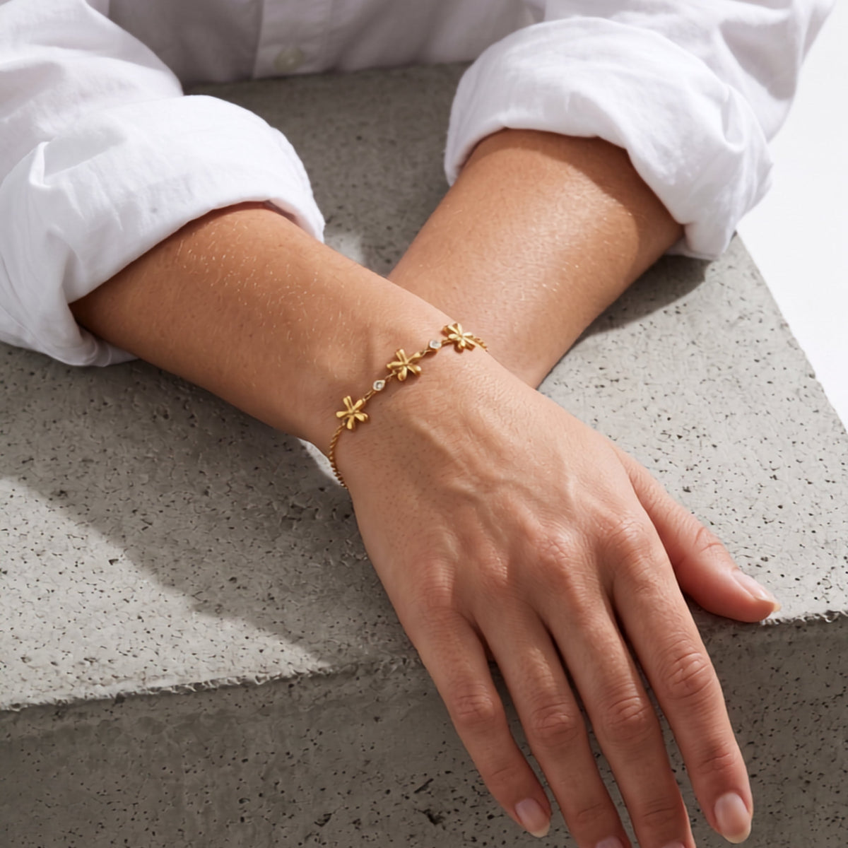 Nord_Bloom_Bracelet_Glitzea