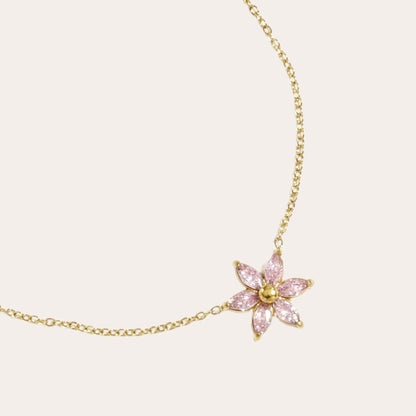 Rose_Bloom_Necklace_Glitzea1