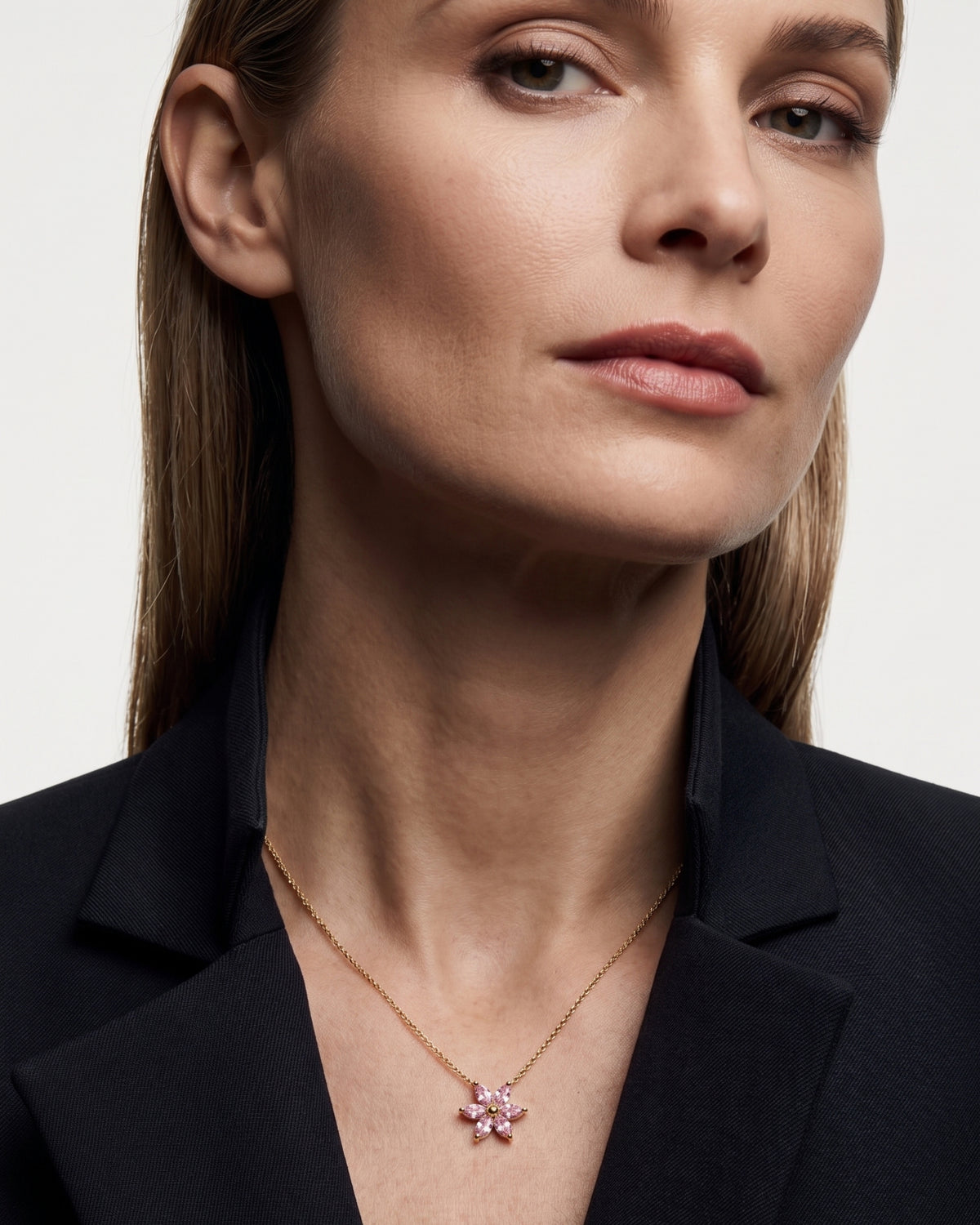 Rose_Bloom_Necklace_Glitzea_4