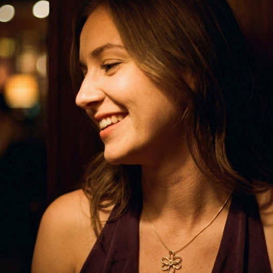 Sol_Bloom_Necklace_Glitzea_5
