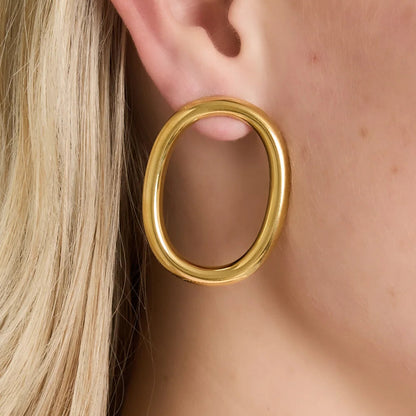 Sol_Oval_Studs_Glitzea1